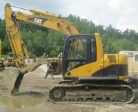 MINI-EXCAVADORA CATERPILLAR 305 A 311